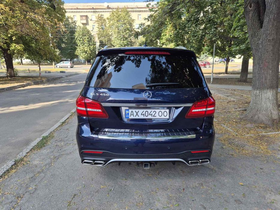 Mercedes-Benz GLS 450