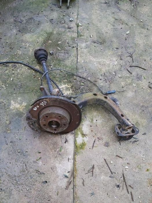 Eixo tras esquerdo Bmw 320d 150cv
