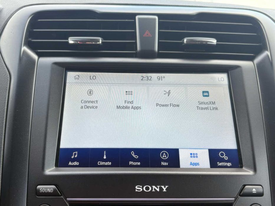 Ford Fusion Hybrid Titanium      2019