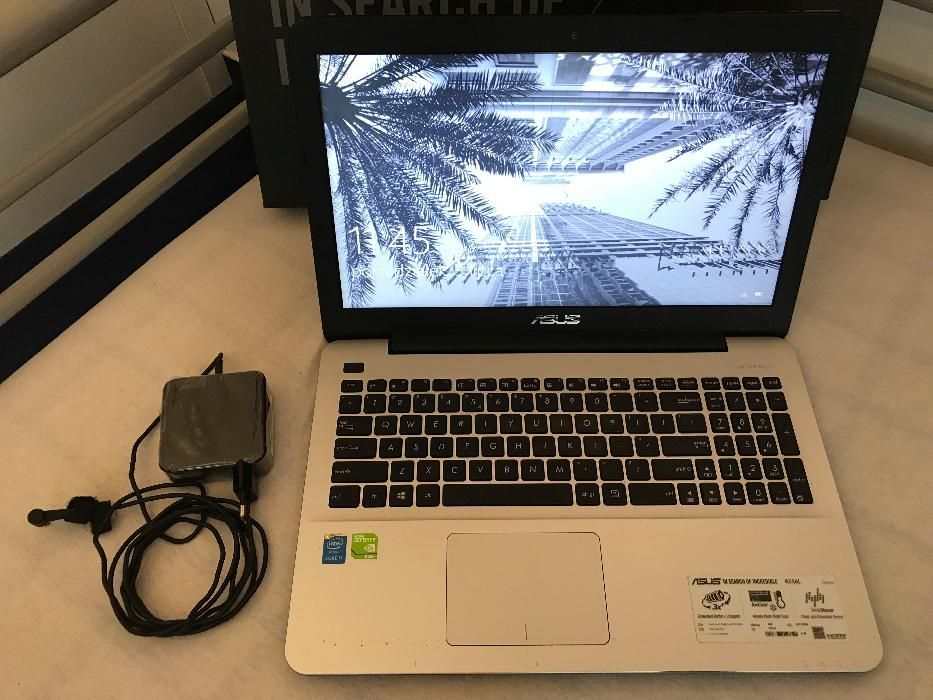 ASUS R556LJ-XO608T i7/4GB/128SSD/DVD/Win10