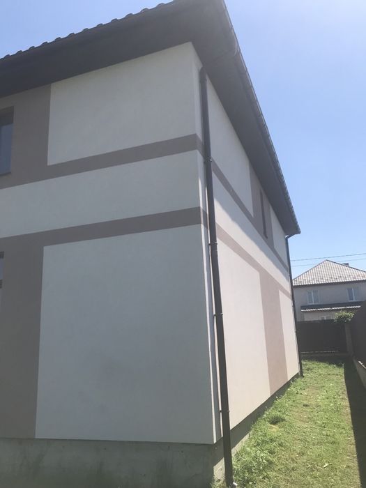 Нанесення декоративної штукатурки баранець