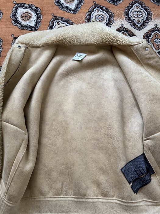 Бежева шубка тедді Zara