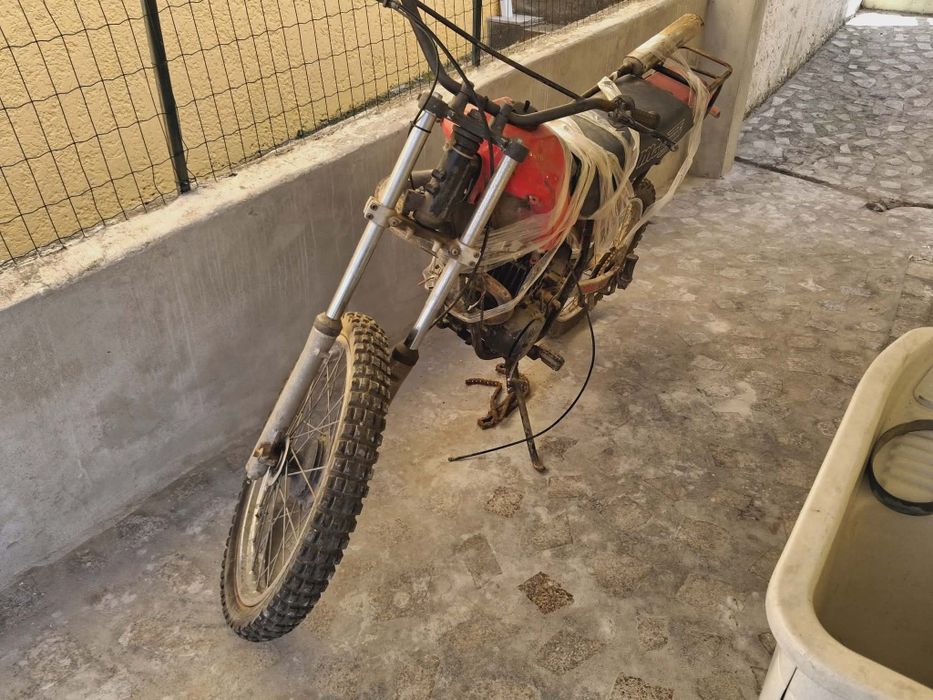 Mota RMX 50 para restauro ano 1996