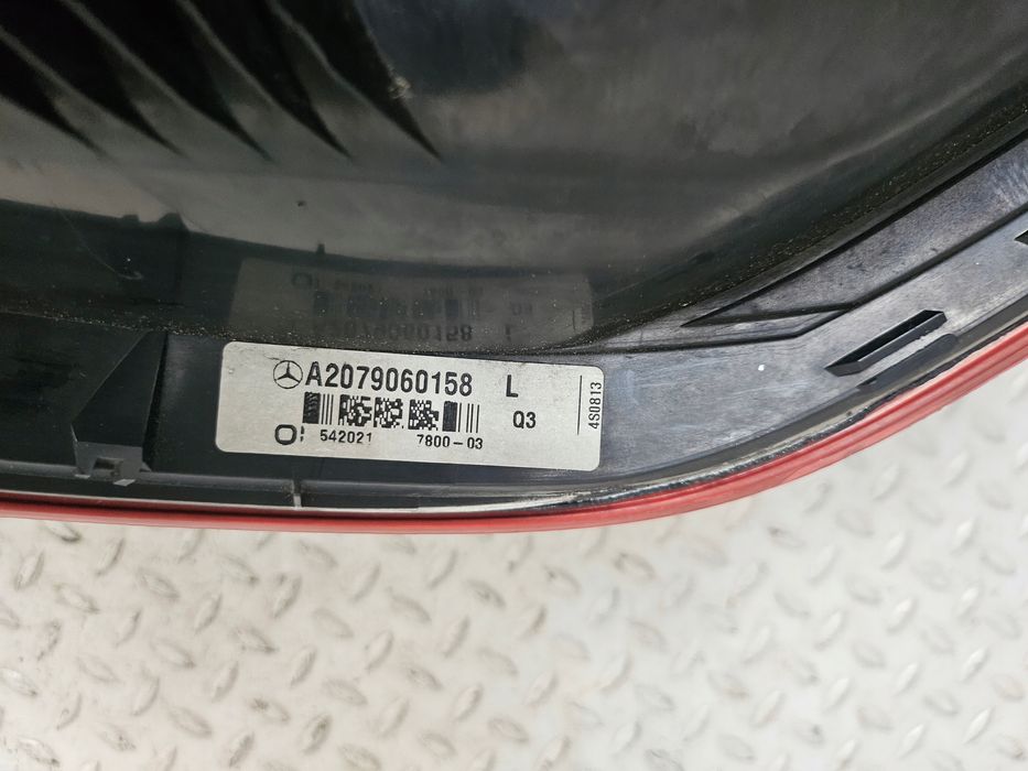 mercedes w207 e klasa coupe lampa reflektor lewa a2079060158 europa ładna