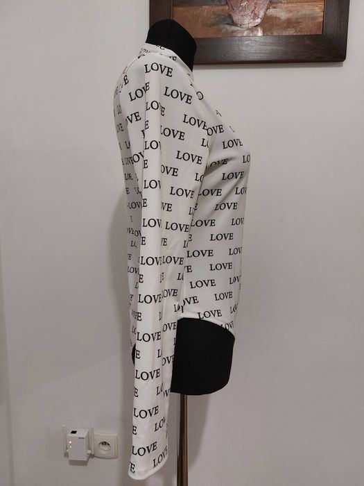 Białe body w napisy LOVE, XS/S