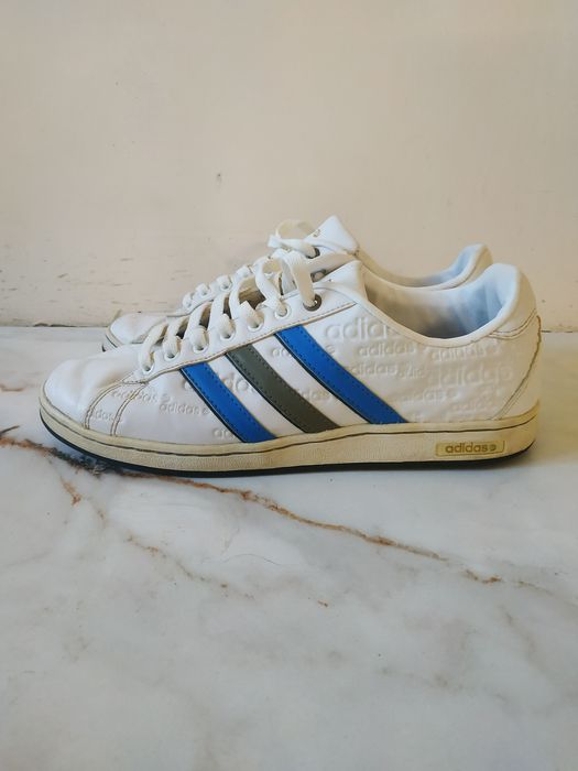 Продам кросівки Adidas