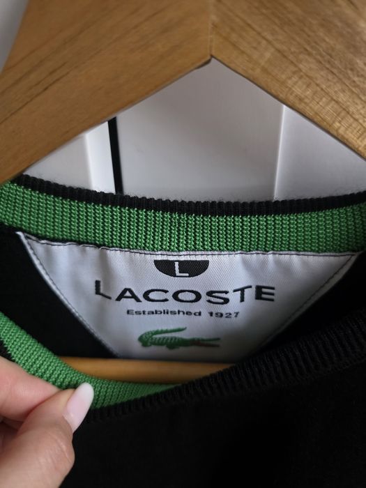 Czarny sweter męski Lacoste L