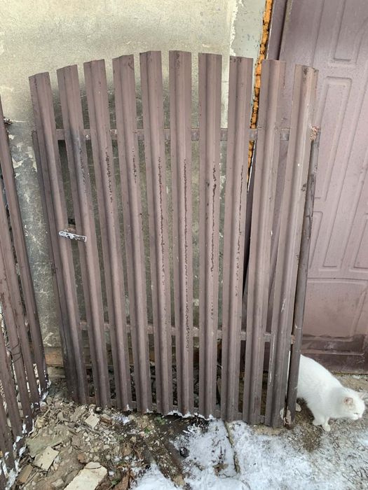 Брама з хфірткою