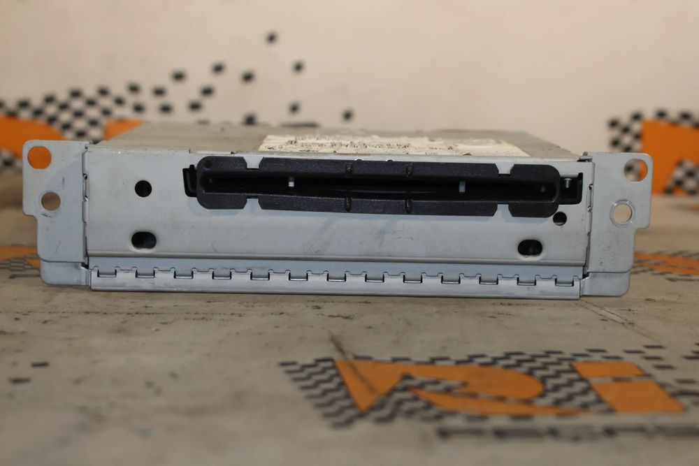 Rádio / auto-rádio BMW 1 (F20)