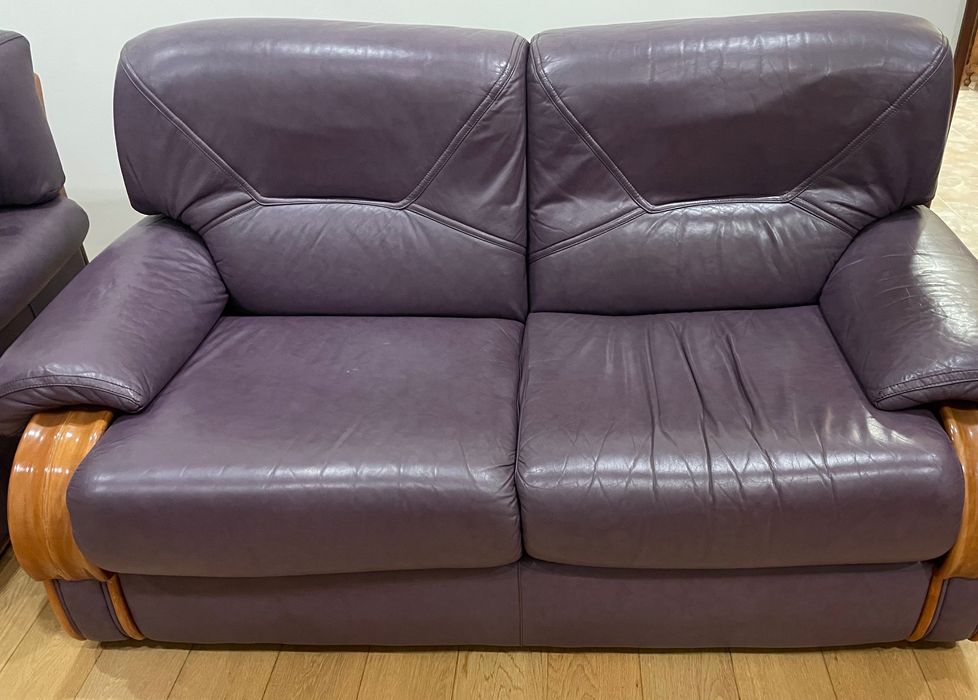 Sofás de pele em ótimo estado64584899999747120