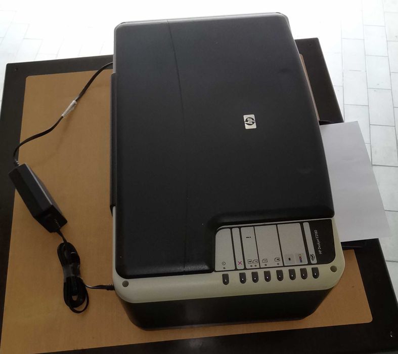 Impressora multifunções deskjet