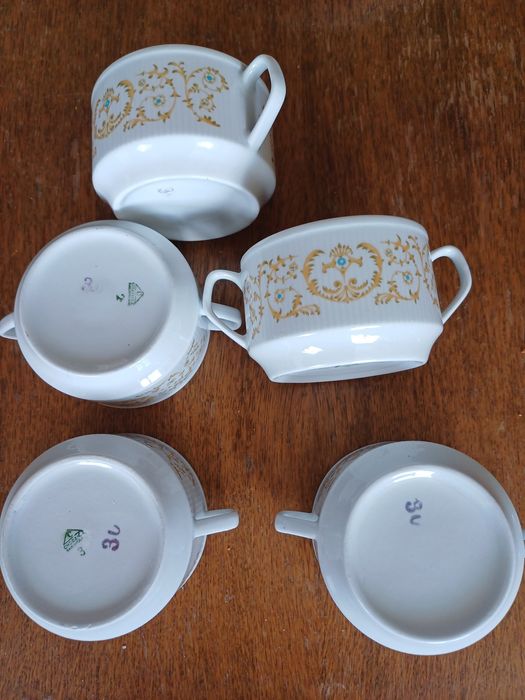 Chodzież bulionówki