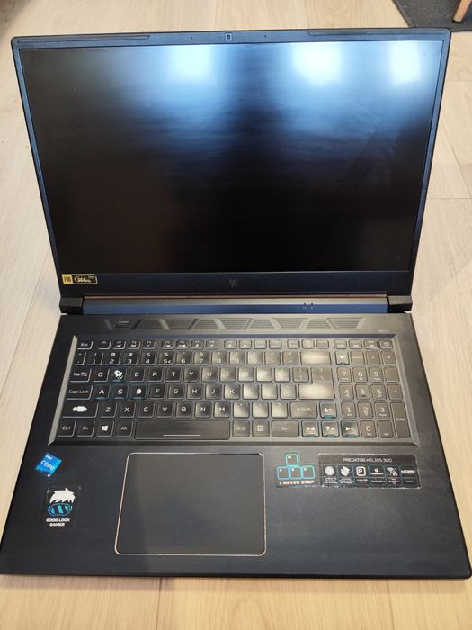 Laptopa Acer PREDATOR Helios 300