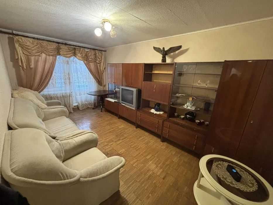 Продаж двокімнатної квартири другий поверх