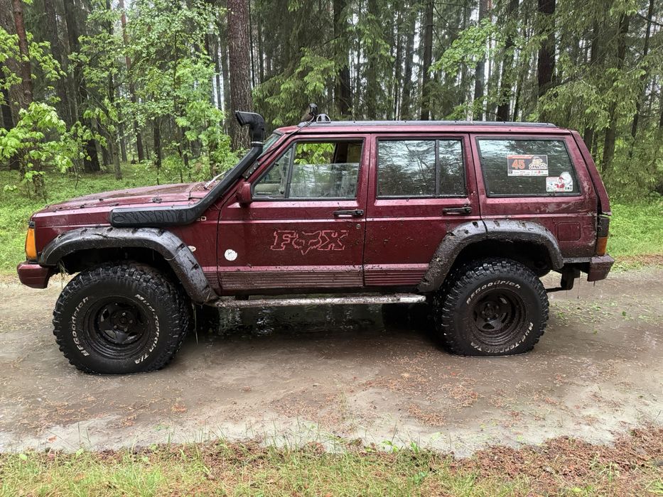 Jeep Cheeroke XJ 4.0 mopar lpg