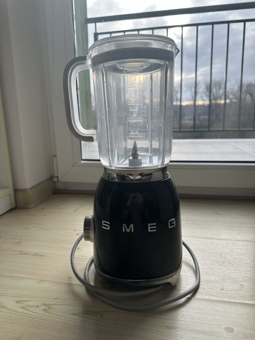 SMEG blender kielichowy