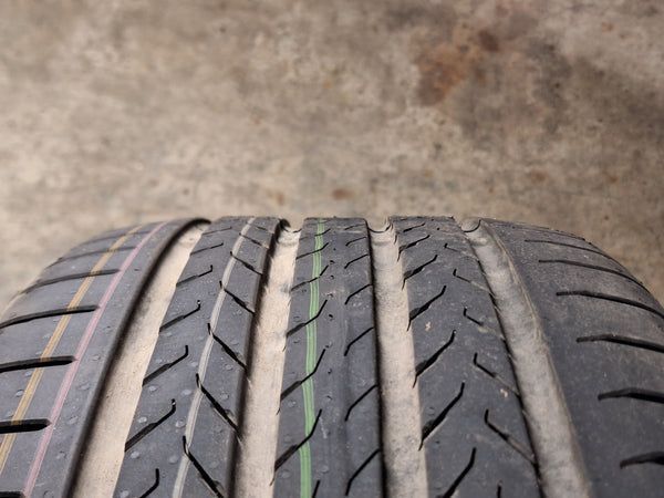 4 Pneus Continental EcoContact 6 Q 235/50 R18
