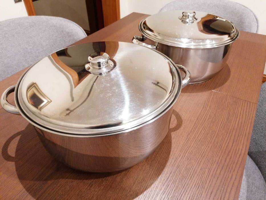 Panelas em inox excelente condições como novas.