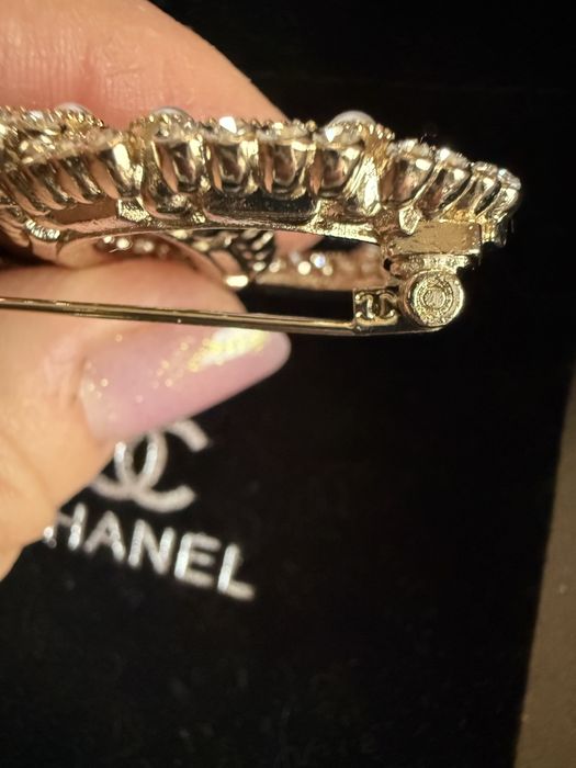 Chanel broszka - autentyczny model
