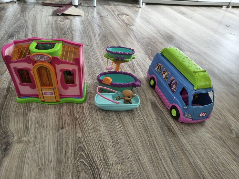 Zabawki Polly  domek i samochód