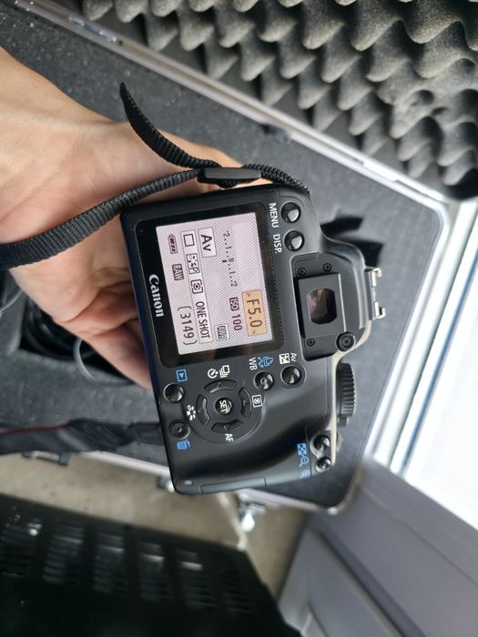 Aparat Canon eos 1000D