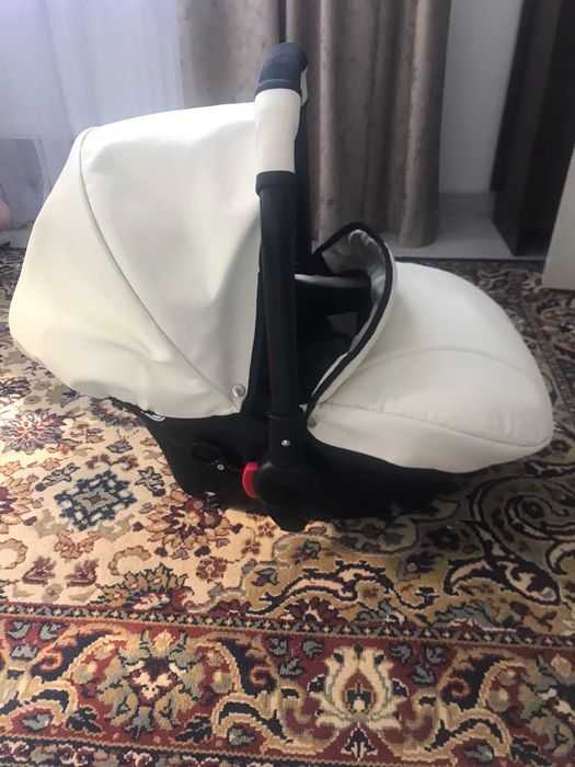 Автолюлька бу в ідеальному стані