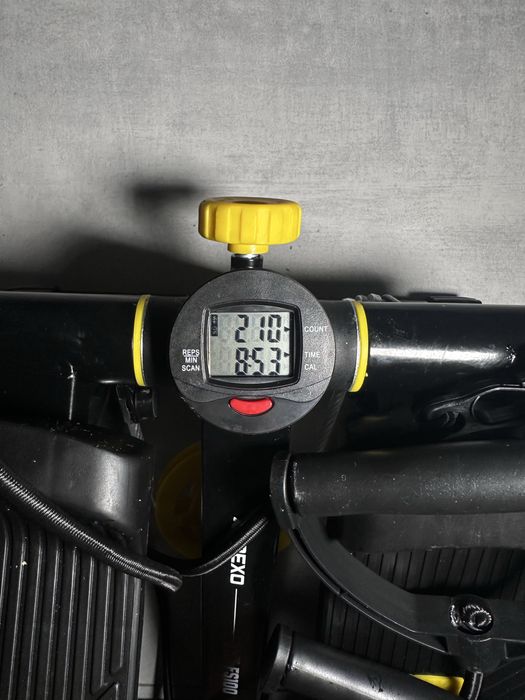 Степпер з еспандерами новий