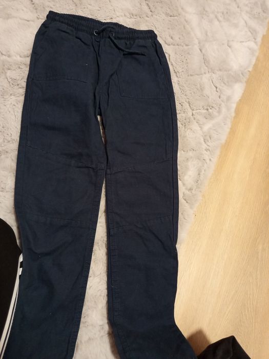 Spodnie chłopięce 146