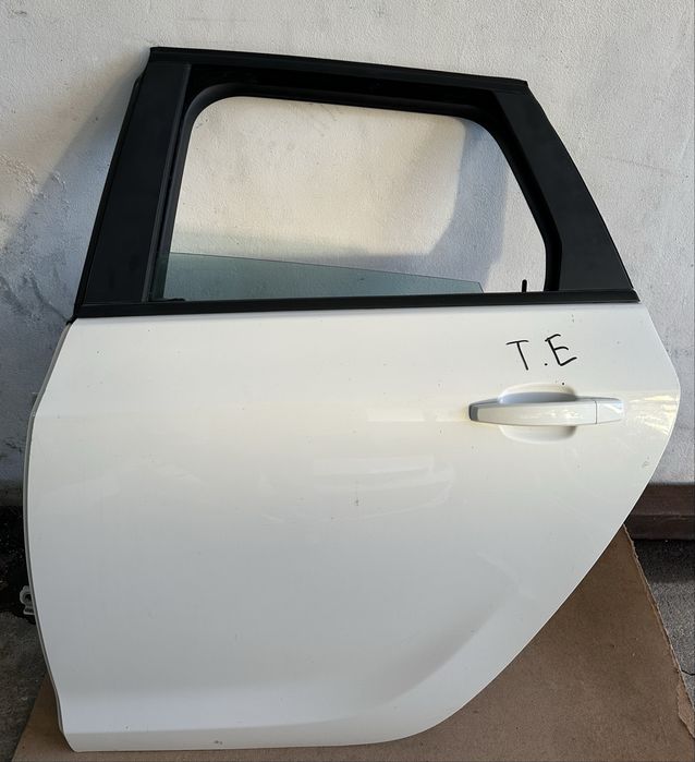 Porta trás esquerda Opel Astra J Sports Tourer de 2010 a 2016