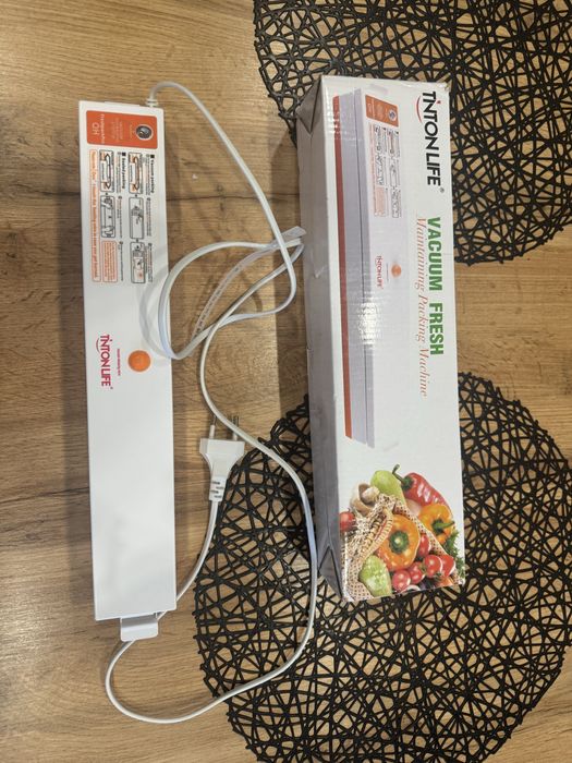 Вакуматор для їжі