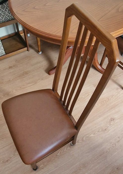 Mesa de Jantar Extensível em Madeira + 6 Cadeiras (conjunto completo)