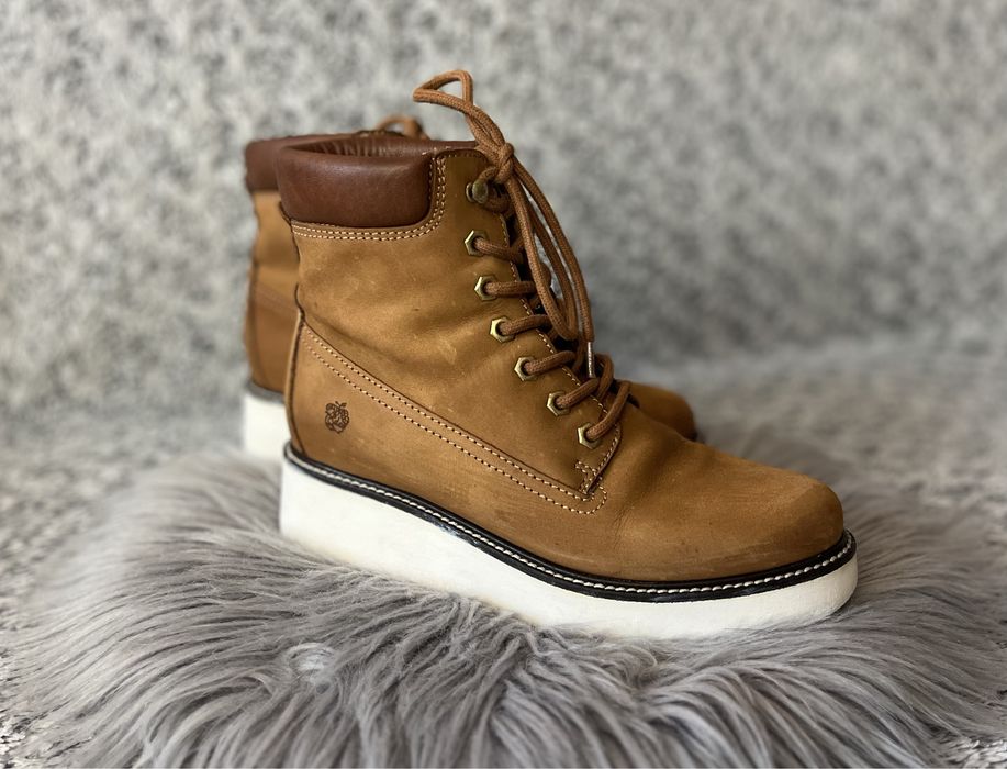 Черевики Apple of Eden