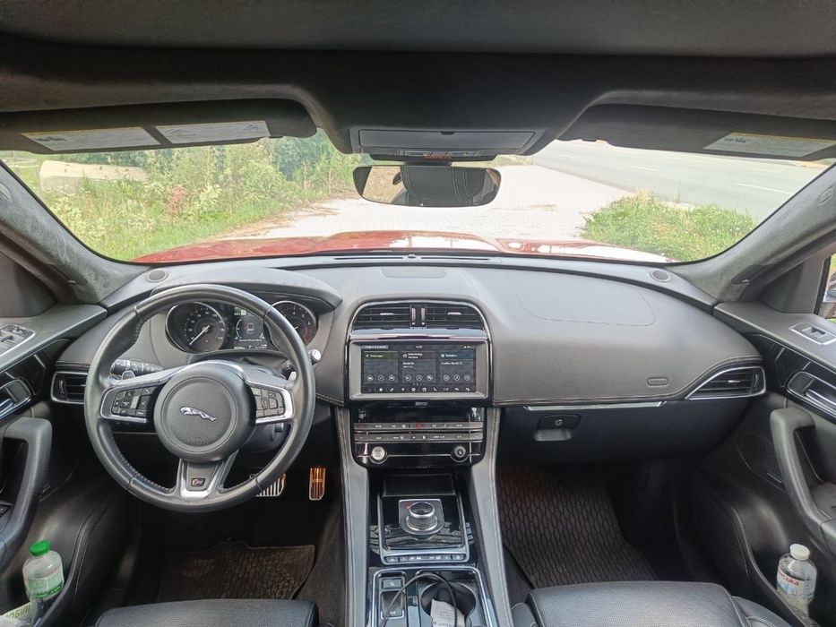 Jaguar F-Pace 2019