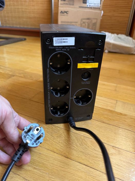 Безперебійник БДЖ, APC 650 back UPS