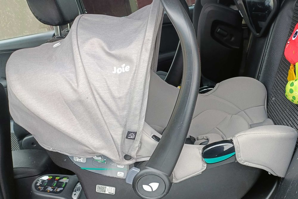Fotelik Joie i-Snug 2 Pebble z bazą Isofix