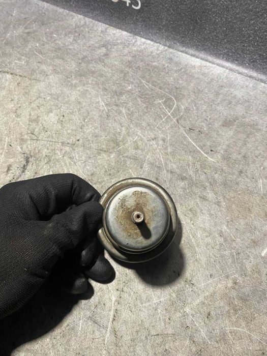 Гідроакумулятор тиску палива Mercedes-Benz A0004760521 / 0438170035