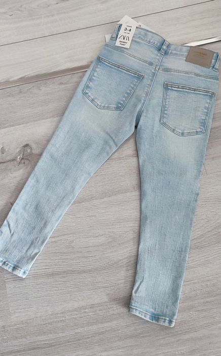 Jeansy spodnie jeansowe rurki Zara