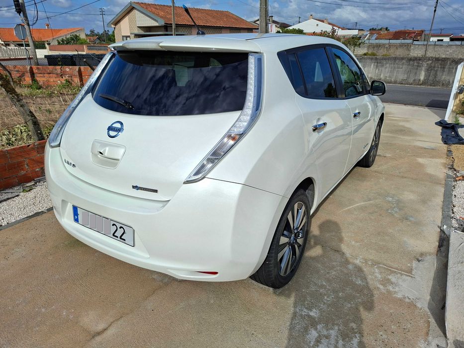 Nissan Leaf Tekna - 2014 24kW - 9 Barras