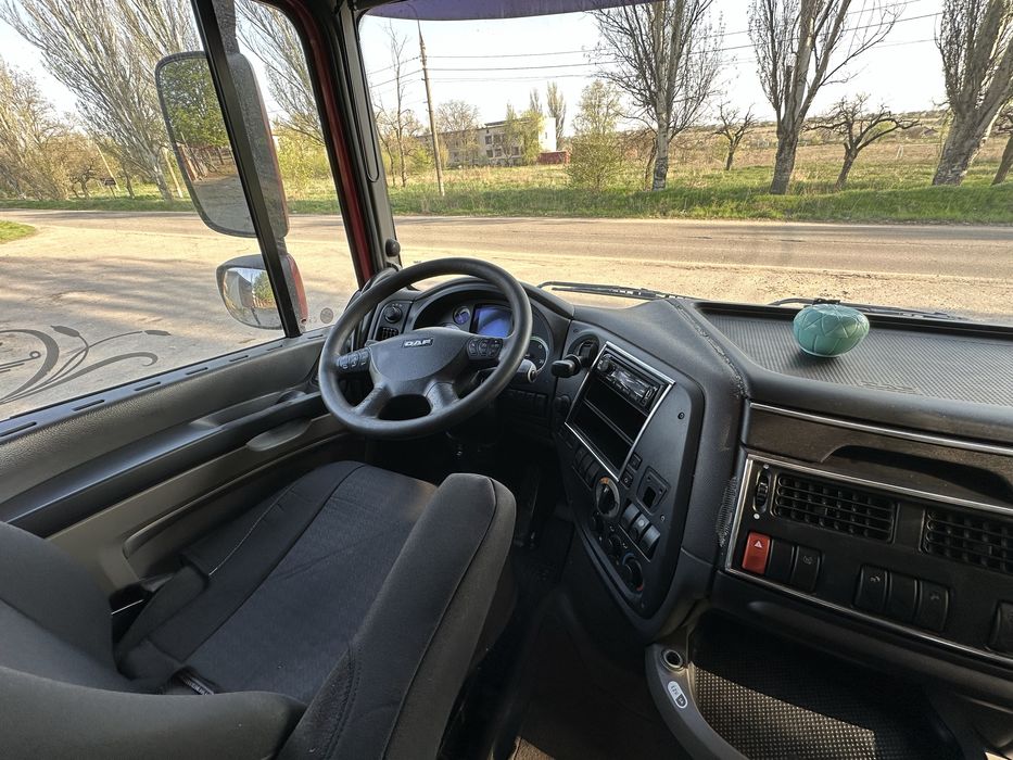 Продам Daf XF105 2010 рік Причеп самоскид MEILLER MHPS 41/3S 2015 рік