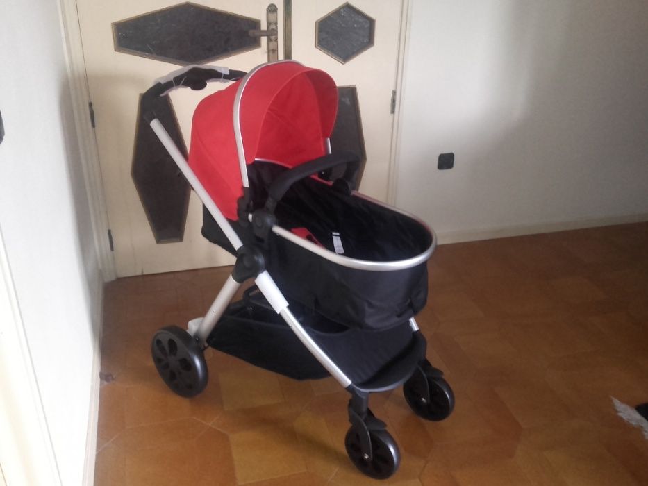 Conjunto de carrinho novo nunca usado com ovo (oferta)