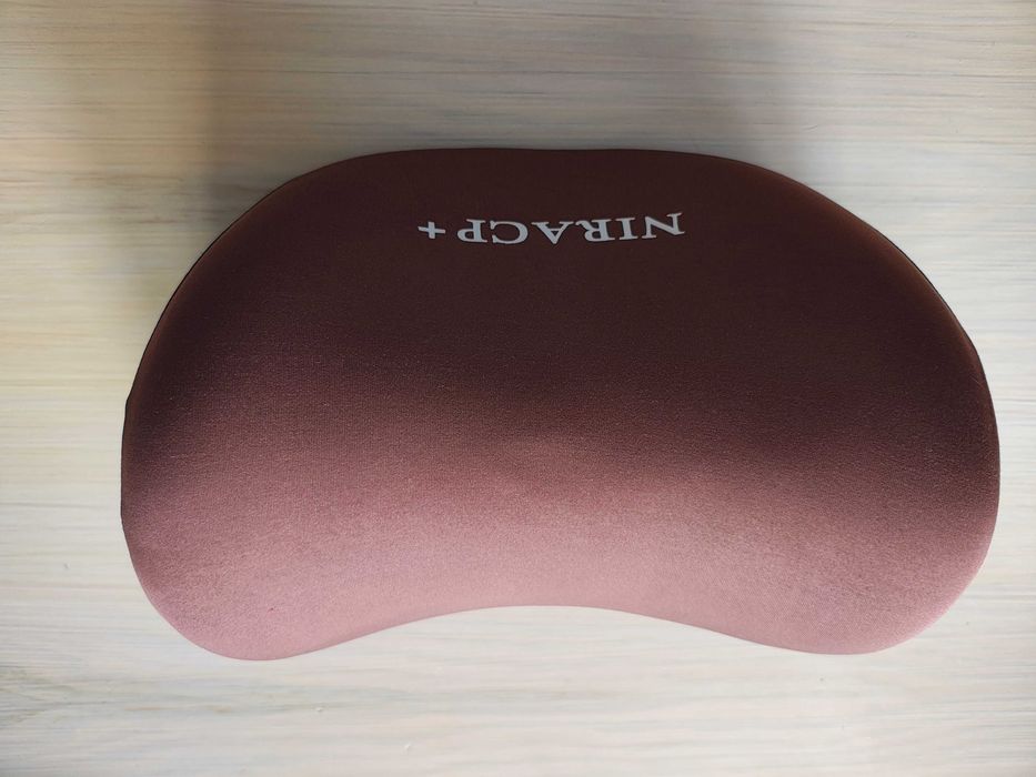 Ergonomiczna poduszka pod głowę kark szyję na fotel zagłówek do auta