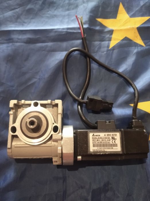 Электроника: источник питания,счётчики.