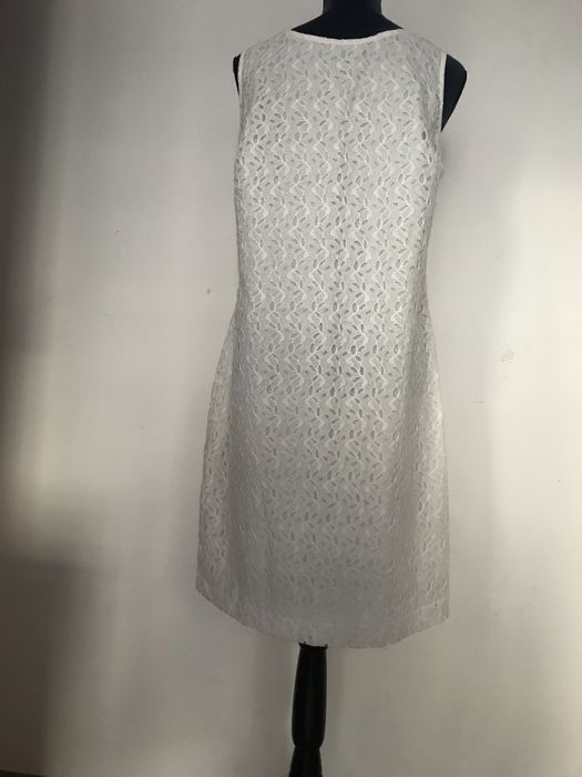 Elegancka sukienka rozmiar 16