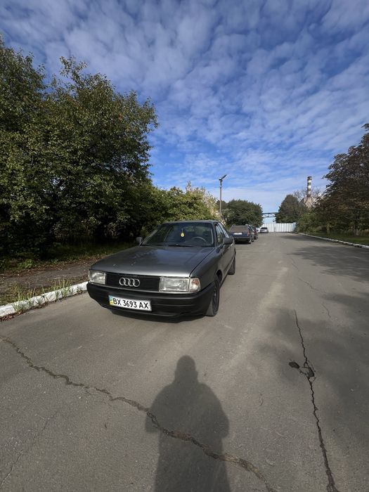 Продам Audi 80