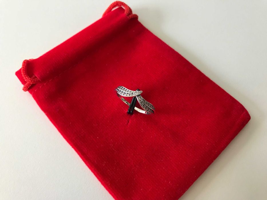 Anel Sparkling Leaves Pandora em Prata de Lei 925 Novos