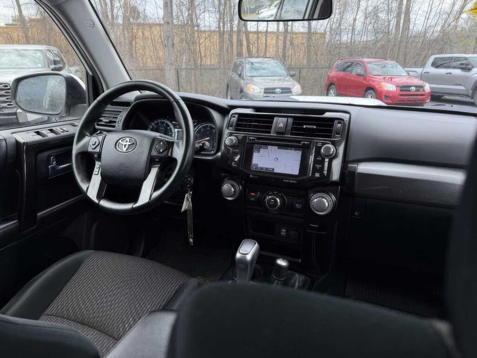 Toyota 4Runner      2018