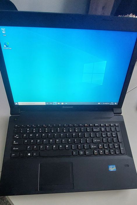 Lenowo Essential B590