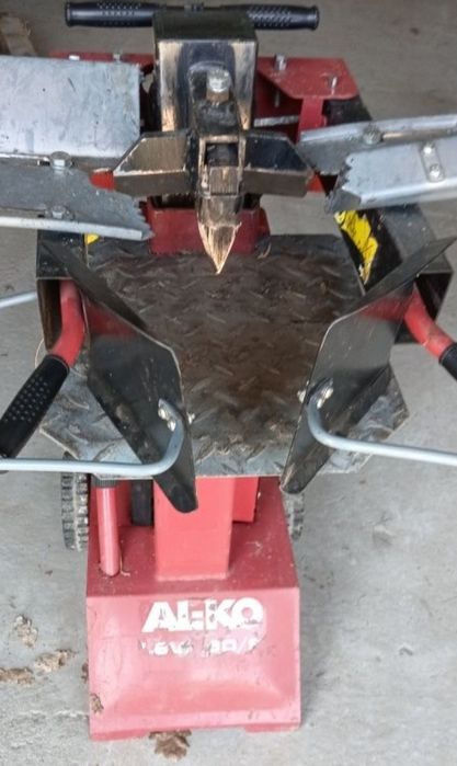 Łuparka rębak 8 Ton nacisku 400v na siłę