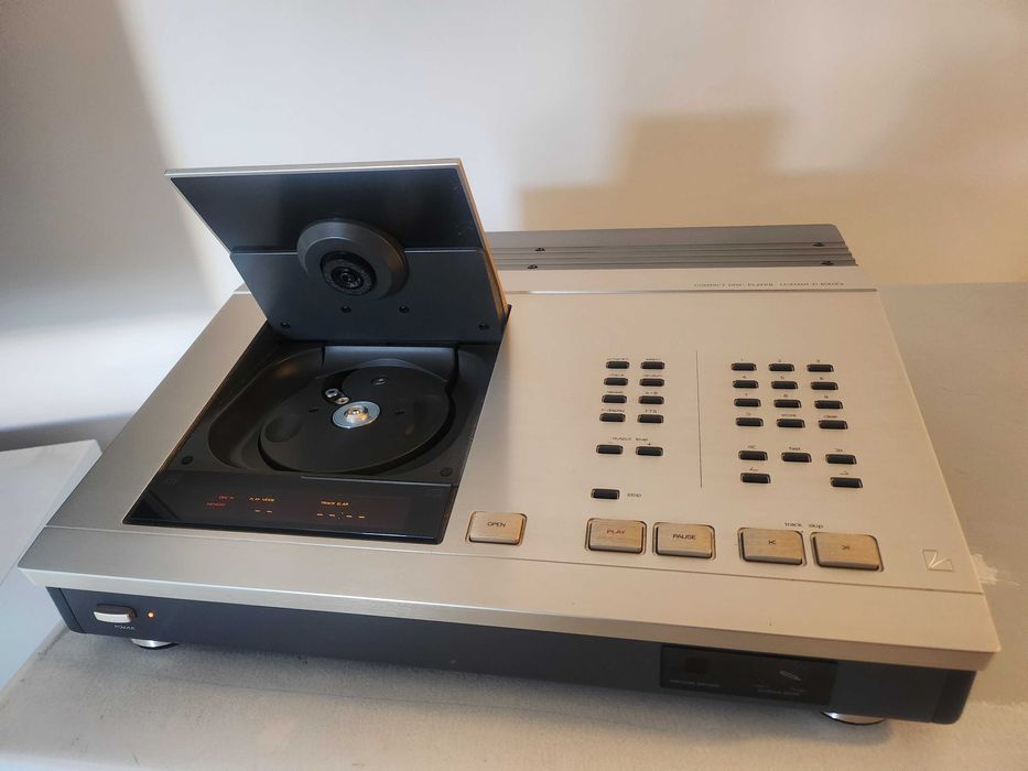 Odtwarzacz CD Luxman d-500xs