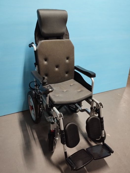 Коляска інвалідна електрична